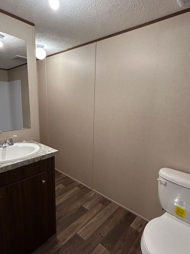 Building Photo - My- 88