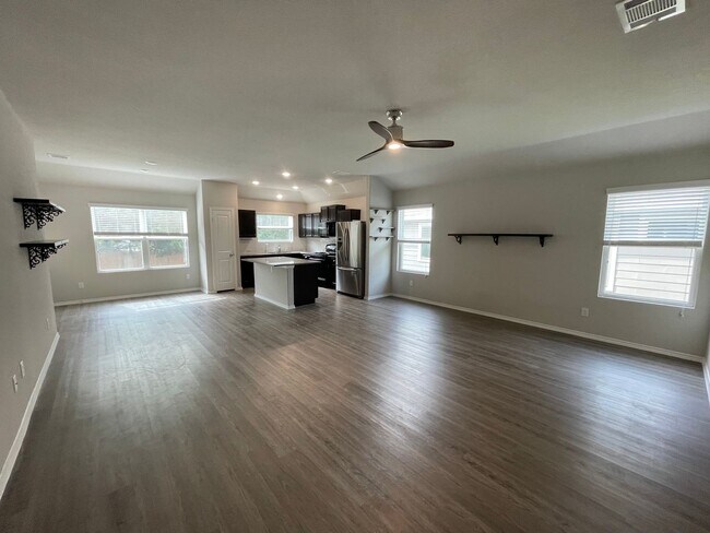 Building Photo - LOVELY 3-BEDROOM, 2-BATH SINGLE-STORY HOME IN PARC AT ESCONDIDO WITH EASY ACCESS TO RANDOLPH AFB,...