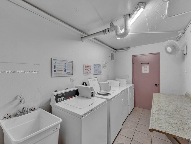 Building Photo - 210 172nd St