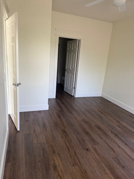 Building Photo - 4190 NW Meadow Creek Cir