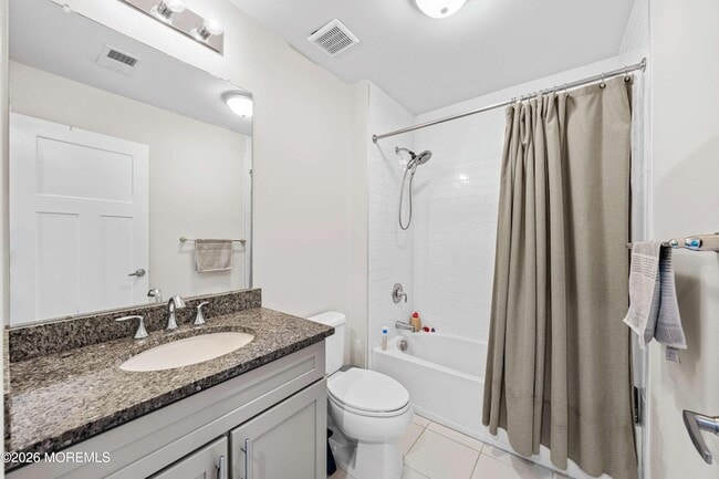 Building Photo - 2 Gonzalez Dr