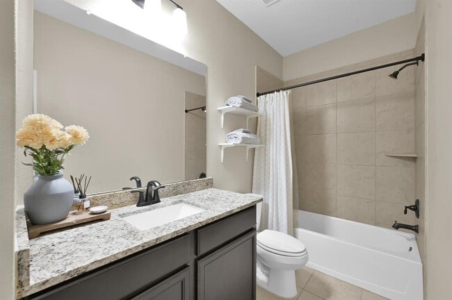 Building Photo - 22510 Red Sparrow Dr