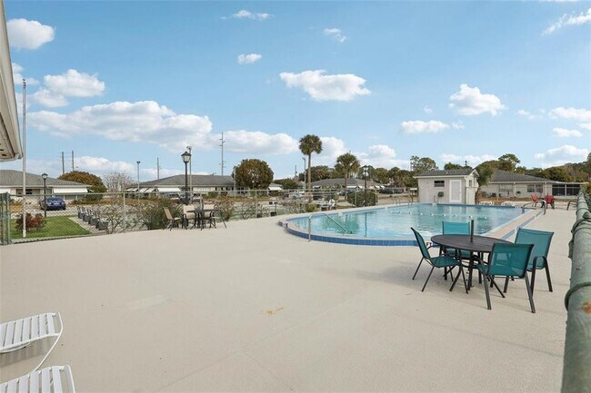 Building Photo - 11147 Acme Dr