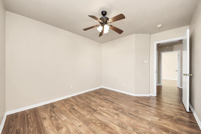 Building Photo - 19438 Juniper Vale Cir