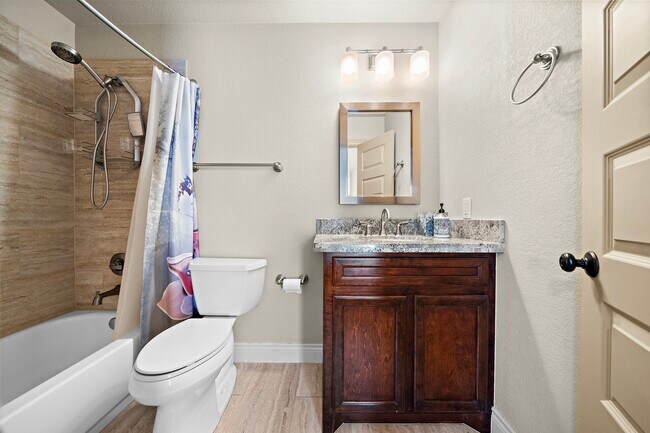 Building Photo - 22634 Cascade Springs Dr