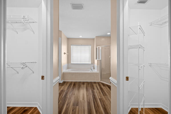 Building Photo - 5777 NW Eskimo Cir