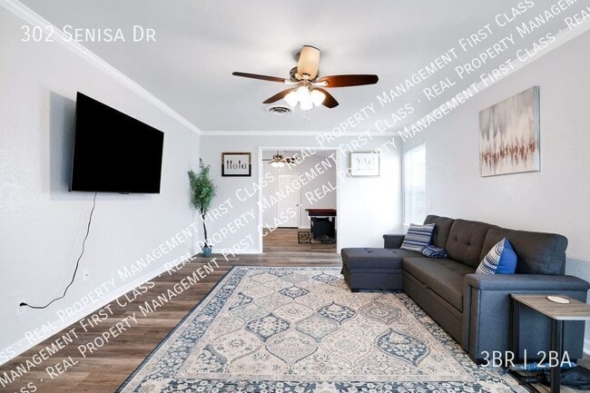 Building Photo - 302 Senisa Dr