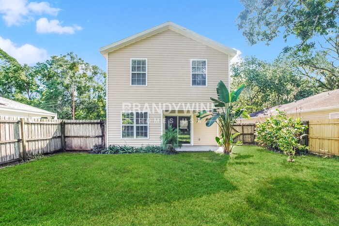 Building Photo - 1571 N Whitney St