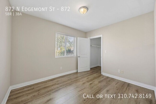 Building Photo - 872 N Edgemont St