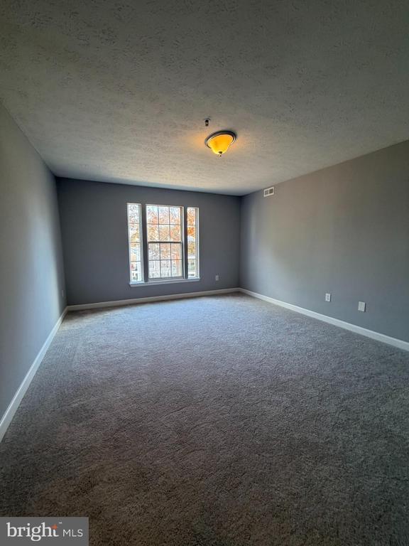 Building Photo - 1401 Sage Ln