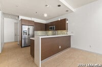 Building Photo - 17902 La Cantera Pkwy
