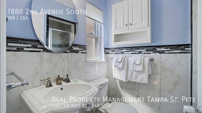 Building Photo - ***Beautiful St Pete Waterfront Home***