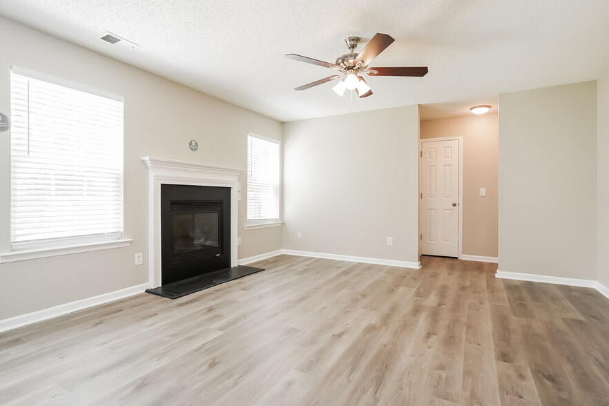Building Photo - 3508 Futura Ln