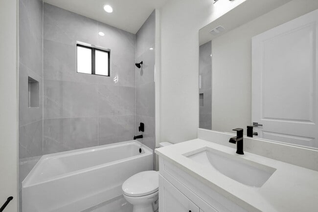 Building Photo - Single family for rent in Port Charlotte. New construction. 3+Den/ 2 bath. City water.