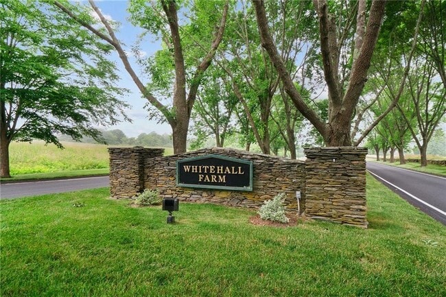 Building Photo - 510 Corey Ln