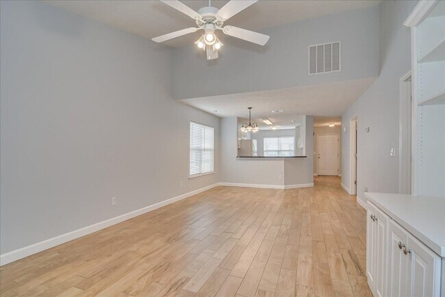 Building Photo - 969 Cammaron Way
