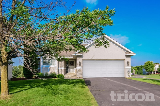 Building Photo - 21313 Independence Ave