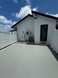 Building Photo - 12558 SW 211th Terrace