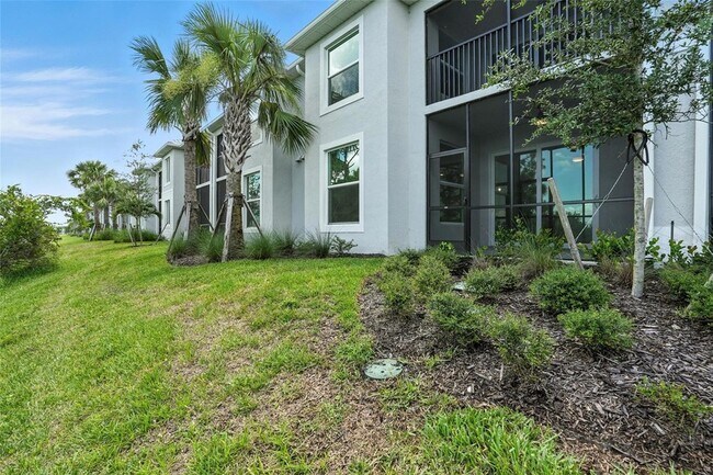 Building Photo - 14281 Heritage Landing Blvd