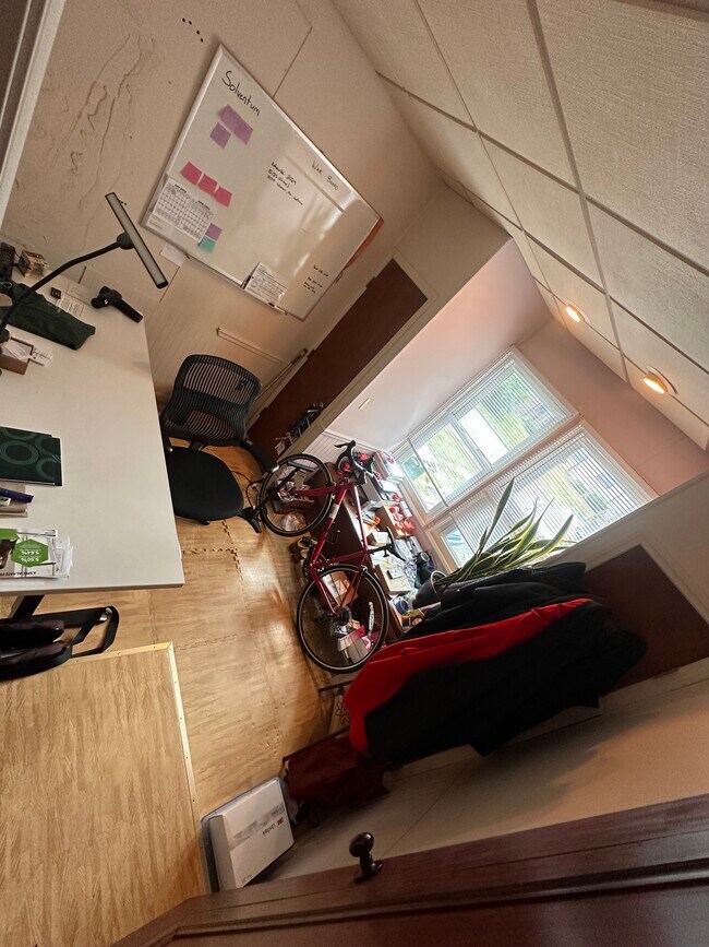 Office/Sunroom - 1420 Meadow Rd