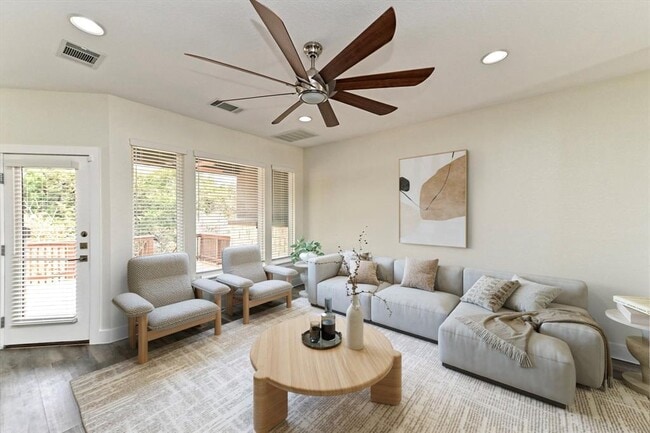 Building Photo - 2903 Davis Cove