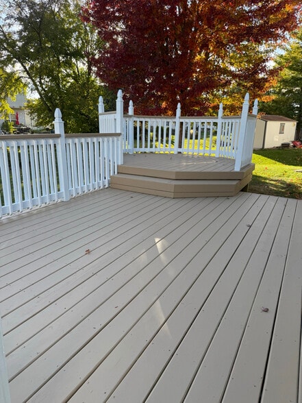 Building Photo - 2049 Foxtail Dr