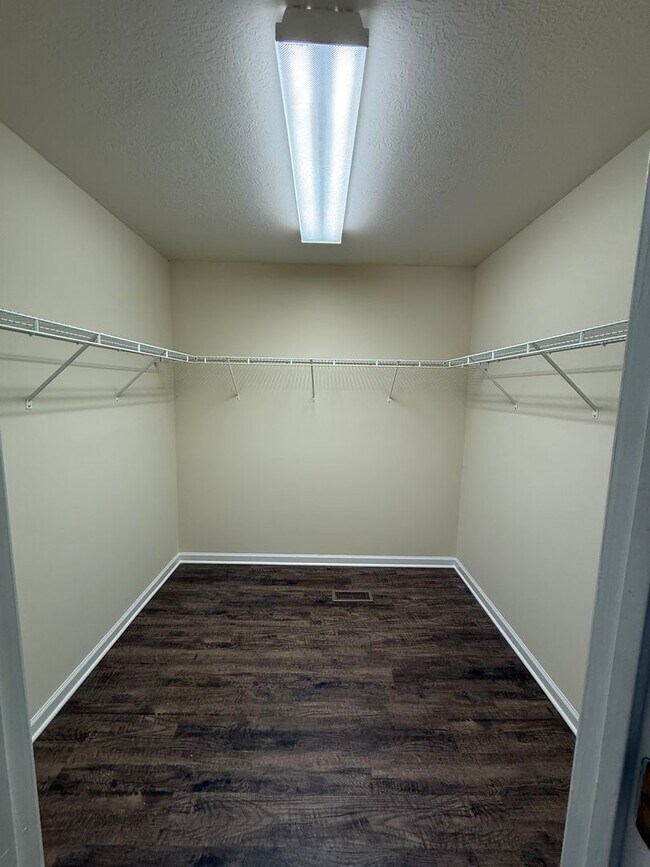 Building Photo - COMING SOON!!!!  Updated 4 Bedroom 2.5 Bath house in convenient West Knoxville location