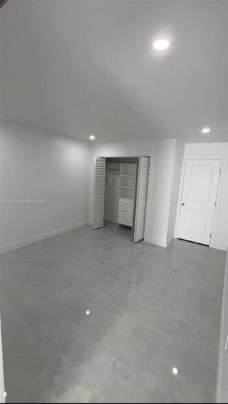 Building Photo - 19360 SW 114th Pl