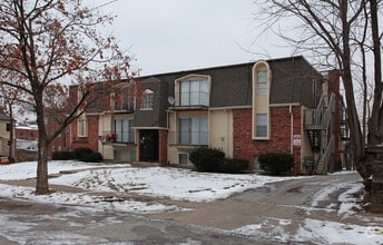 Building Photo - Montclaire Apartments