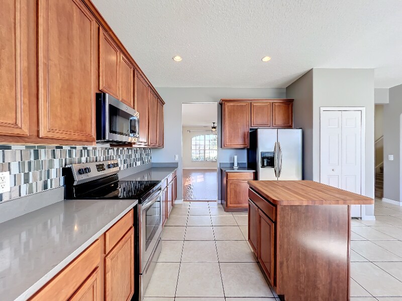 Building Photo - 4804 Adair Oak Dr