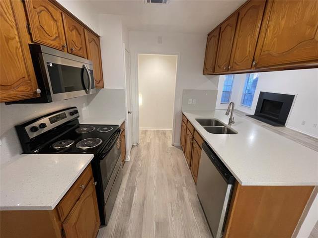 Building Photo - 2424 Sherry St