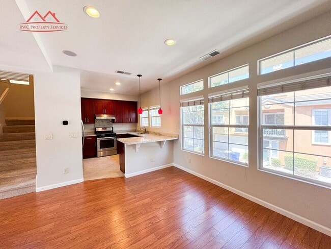 Building Photo - 3634 Fitzsimmons Common