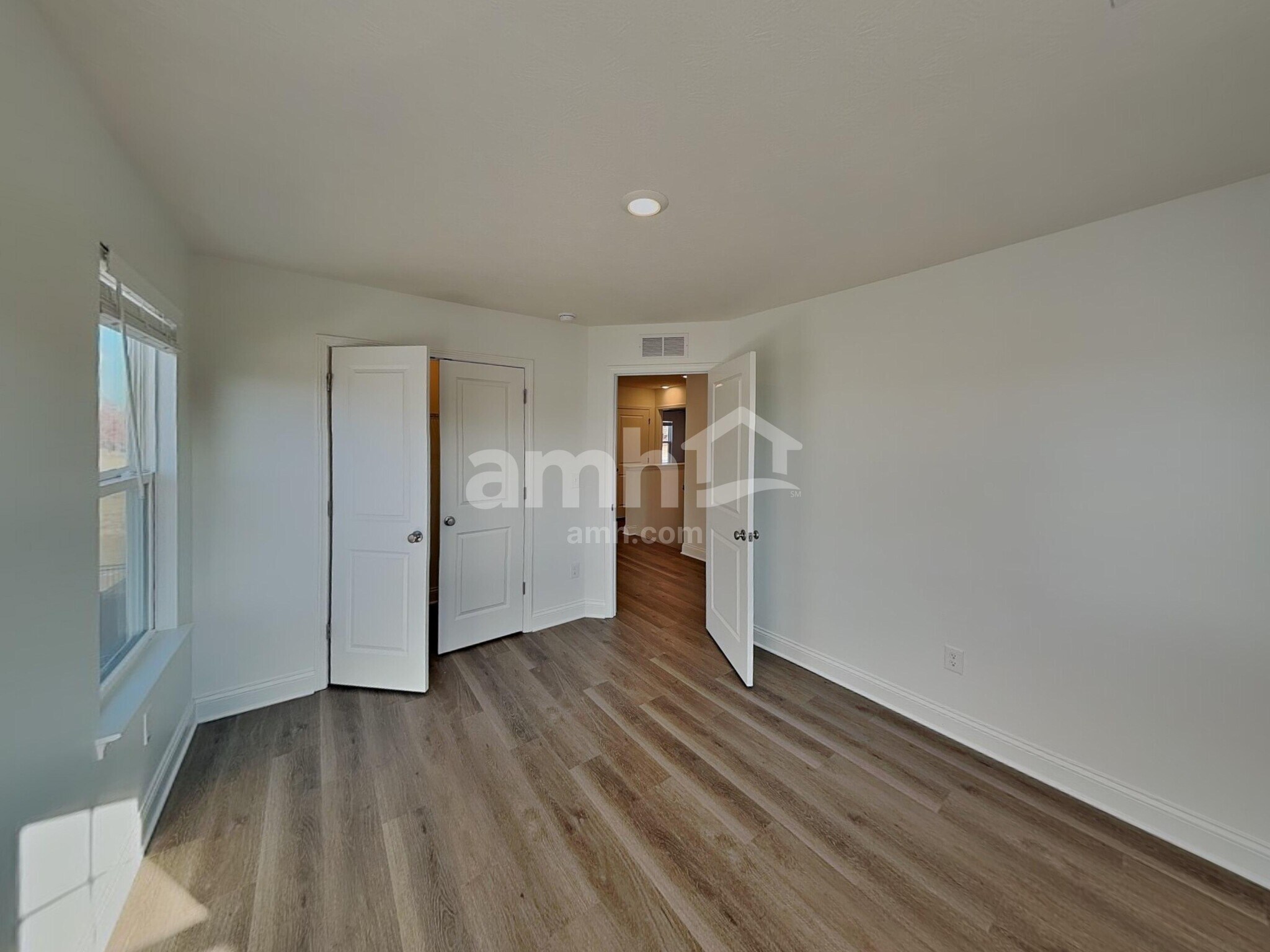 Building Photo - 9022 Henley Ave