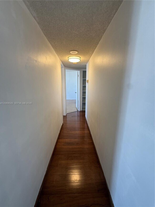 Building Photo - 2801 NE 183rd St