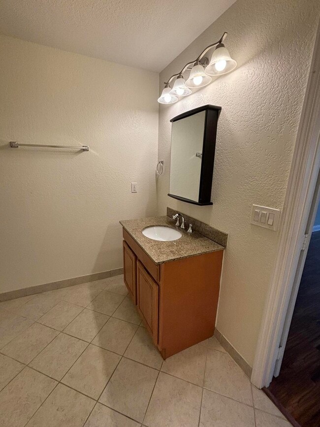 Building Photo - 12577 Westhampton Cir