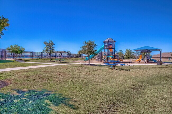 Building Photo - Stunning 4-bedroom offering 50% OFF first month's rent!!