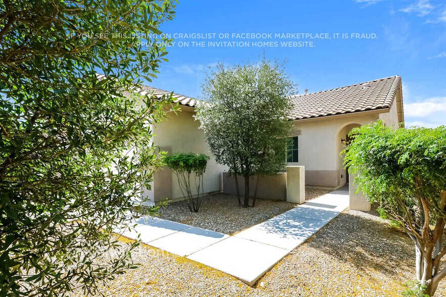 Building Photo - 19167 W Monroe St