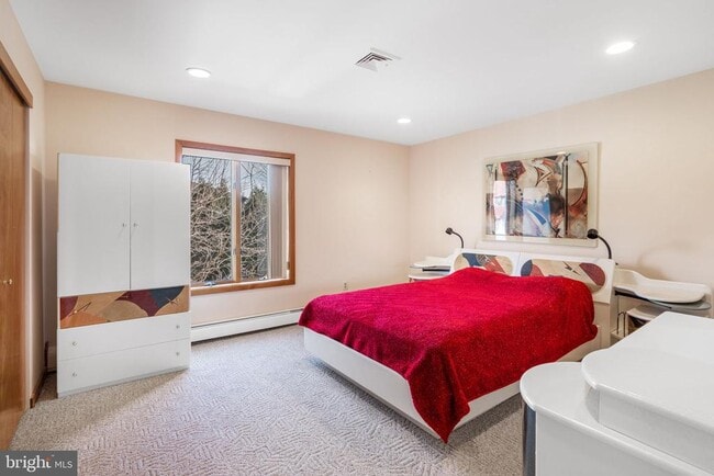 Building Photo - 509 Long Ln