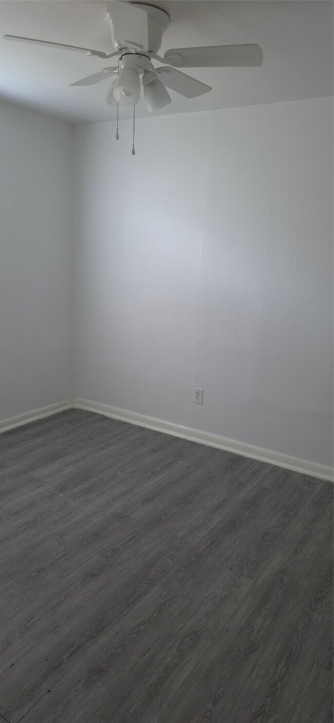 Building Photo - 2811 Iola St