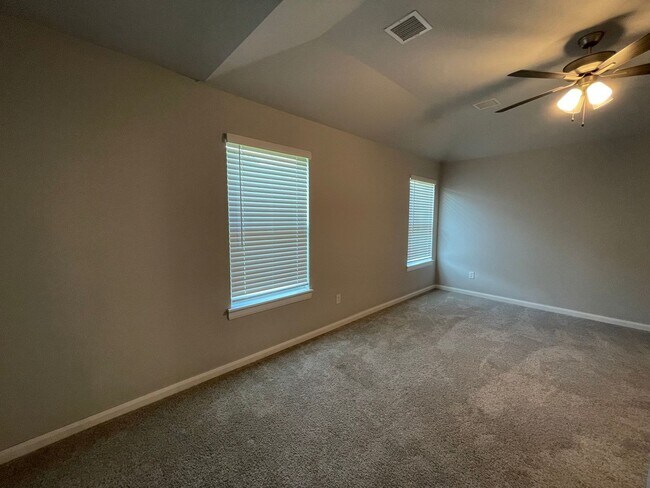 Building Photo - Beautiful home in Bentley Square available...