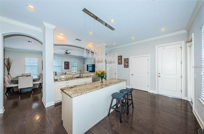 Building Photo - 7004 Grevilla Ave S