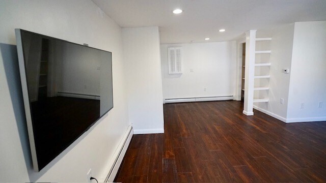 Building Photo - 125 Montvale Ave