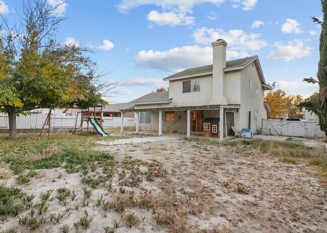 Building Photo - 44644 Stillwater Dr