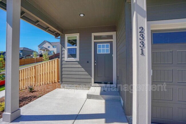 Building Photo - 2331 E Otter Lp