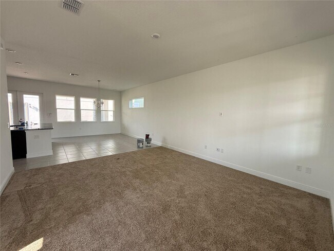 Building Photo - 10374 Pearson Ave