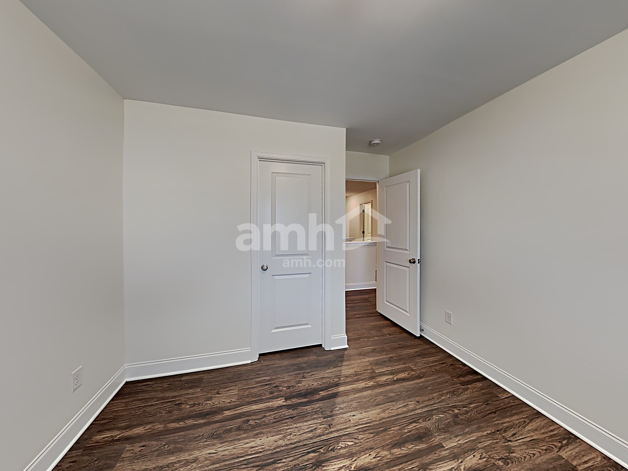 Building Photo - 637 Woodall Rd