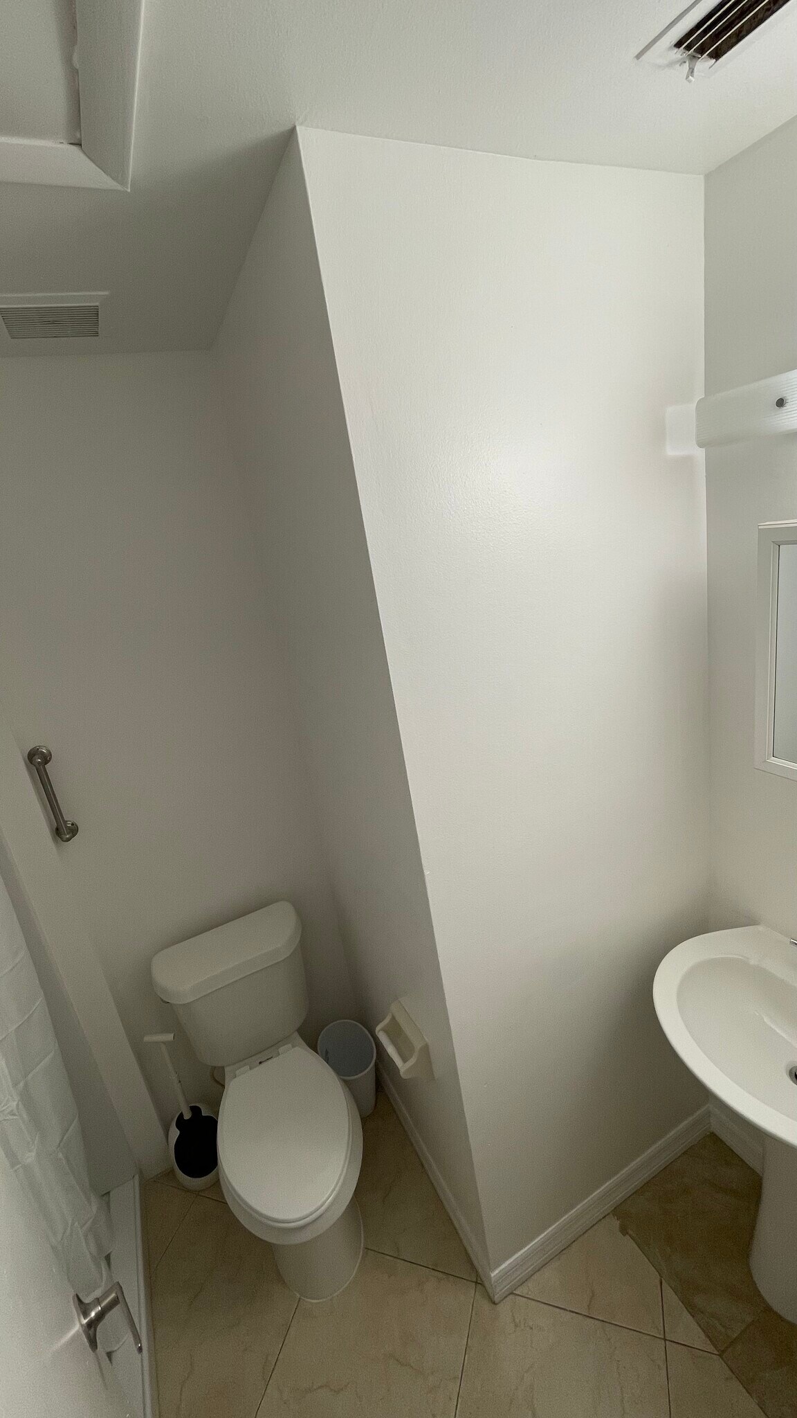 Building Photo - 1533 Lay Ct
