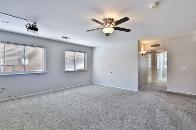 Building Photo - Pet Friendly 5-bedroom, 3 bath Home w/ Pool and Finished Basement