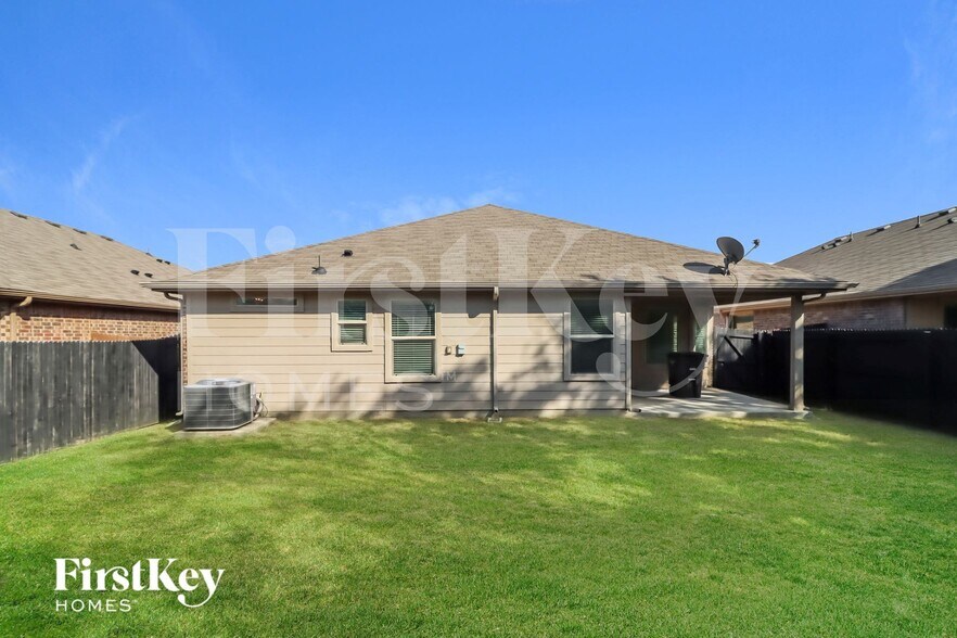 Building Photo - 1620 Berckmans Rd