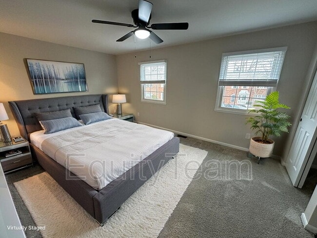 Building Photo - 9133 Dominion Cir